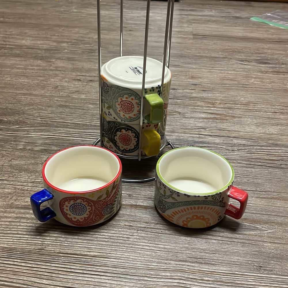 4 Mugs with Stand - Picture 4 of 4